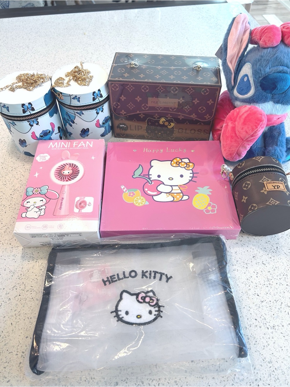 Hello Kitty and stitch makeup lot